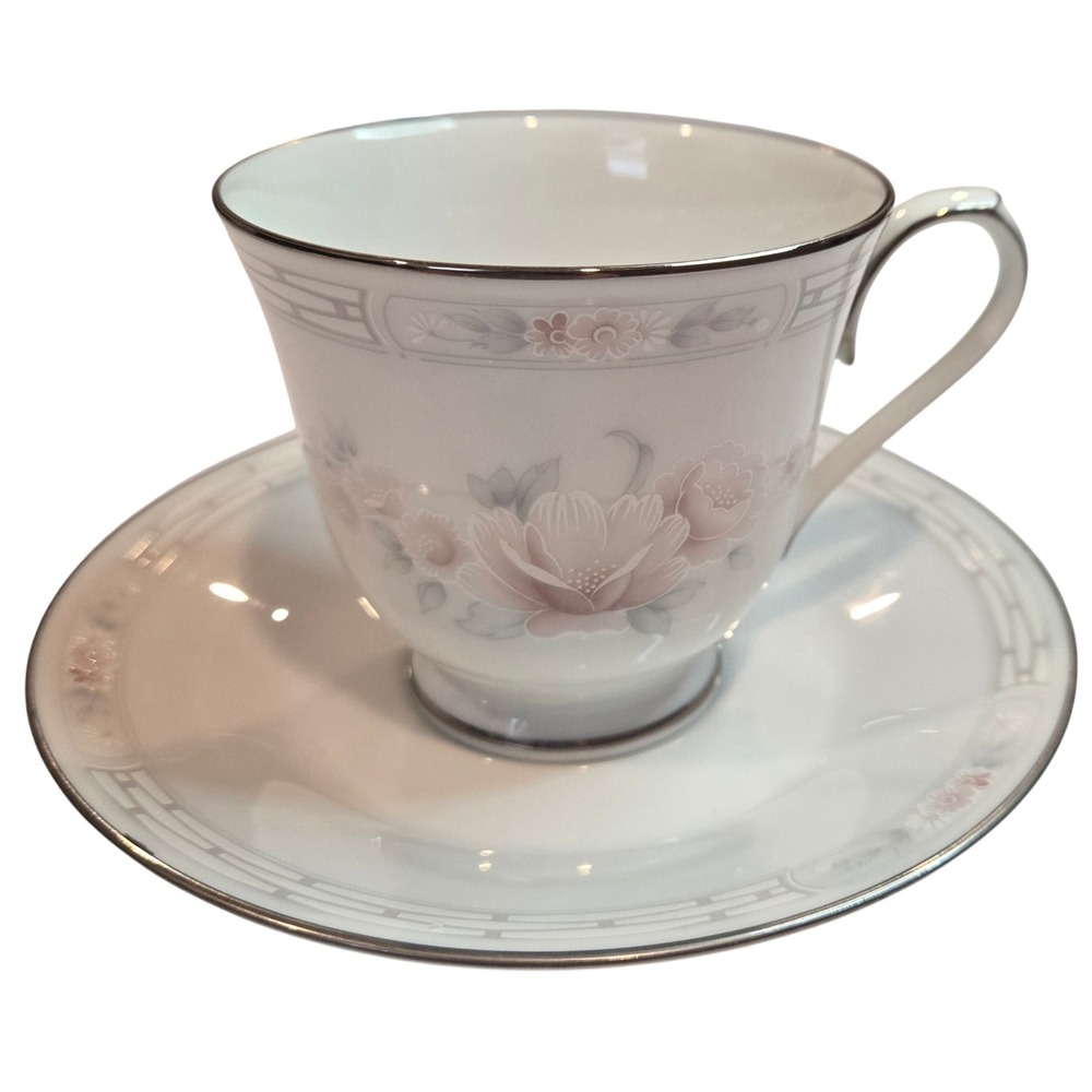 Noritake Carthage 3330 Tea Cup and Saucer‎ Set Floral Platinum Trim Bone China